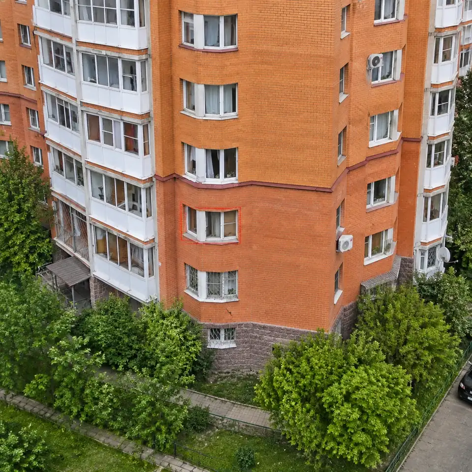 Эркерное окно сложной формы, Всеволожск, ул. Ленинградская, 16 к2 — выполненная работа «Окна Дачи»